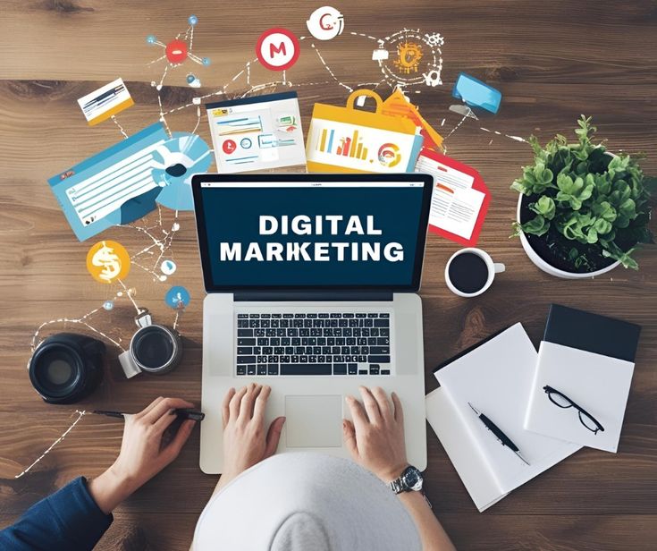 Comparison chart showing differences between digital marketing and traditional marketing, including channels, cost, reach, and measurability.